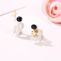 Cartoon Style Astronaut Spray Paint Alloy No Inlaid Stud Earrings main image 4