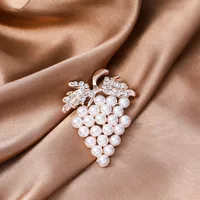 Elegant Heart Shape Flower Butterfly Imitation Pearl Alloy Rhinestone Women's Brooches sku image 10