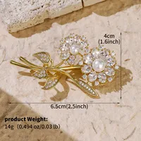 Glam Shiny Heart Shape Flower Grain Copper Inlay Pearl Zircon Women's Brooches sku image 1