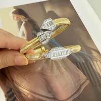 Rock Simple Style Arrow Brass 18K Gold Plated Zircon Bangle In Bulk main image 1