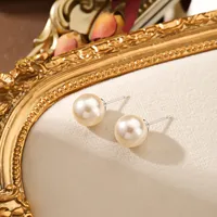 1 Pair Elegant Simple Style Pearl Glass Stud Earrings main image 5