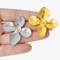 1 Piece 304 Stainless Steel 18K Gold Plated Flower Pendant main image 2