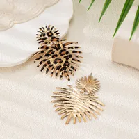 1 Pair Exaggerated Irregular Alloy Drop Earrings main image 4