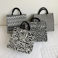 Canvas Women's Bag  New Korean-style Animal Pattern Internet Popular Tote Bag Simple Design Canvas Mending Class Bag For College Students main image 1