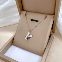 Elegant Lady Geometric Heart Shape Titanium Steel Plating Inlay Artificial Pearls Zircon Pendant Necklace sku image 18