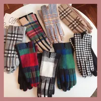 Women's Retro Plaid Woolen Polyester Gloves main image 1