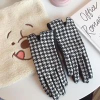 Women's Retro Plaid Woolen Polyester Gloves sku image 1