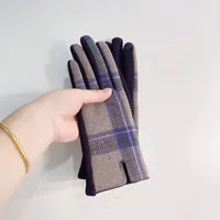 Women's Retro Plaid Woolen Polyester Gloves sku image 8