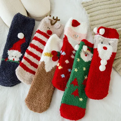 Women's Cute Santa Claus Christmas Socks Polyester Patchwork Crew Socks 1 Set