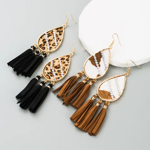 1 Pair Retro Simple Style Water Droplets Tassel Leopard Inlay Pu Leather Alloy Rhinestones Drop Earrings