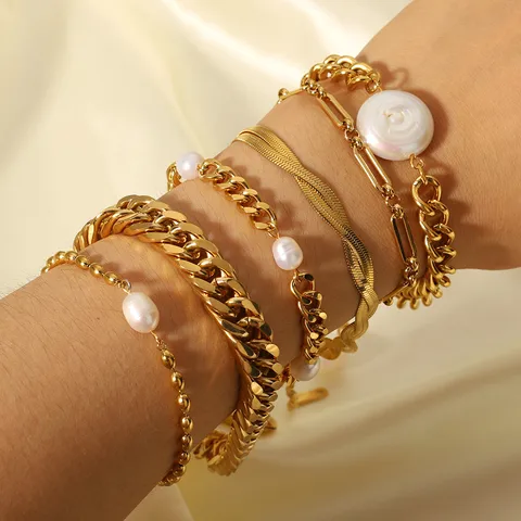 Retro Geometric Stainless Steel 18K Gold Plated Freshwater Pearl Bracelets In Bulk