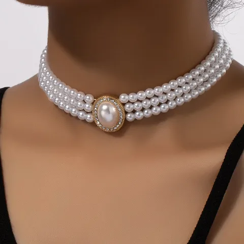 Elegant Round Imitation Pearl Alloy Beaded Women's Choker