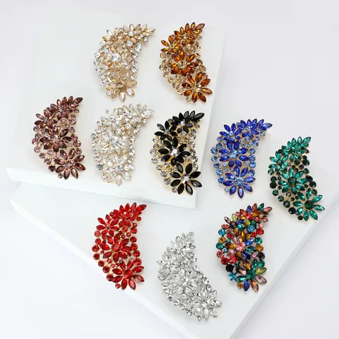 Elegant Flower Alloy Inlay Rhinestones Women's Brooches