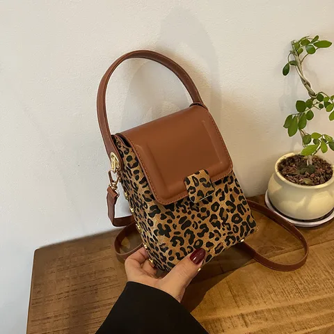 Women's Small Pu Leather Leopard Streetwear Square Magnetic Buckle Shoulder Bag Handbag Crossbody Bag