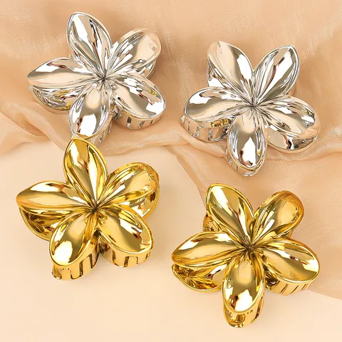 Women's Elegant Streetwear Flower Plastic Plating Hair Claws