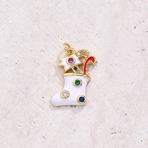 1 Pc/Package 17x12mm 19x10mm 19x15mm Hole 2~2.9mm Hole 3~3.9mm Copper Zircon 18K Gold Plated Santa Claus Christmas Socks Skateboard Polished Jewelry Accessories Pendant