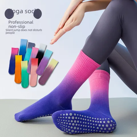 Simple  Autumn And Winter Gradient Yoga Women's Socks Non-slip Sports Socks Girls' Pilates Mid-calf Socks  Direct Sales