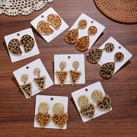 1 Pair Retro Geometric Heart Shape Leopard Alloy Drop Earrings