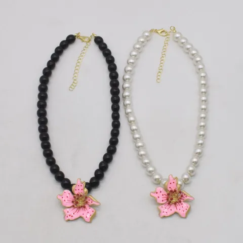 Classic Style Flower Artificial Pearl Wholesale Necklace