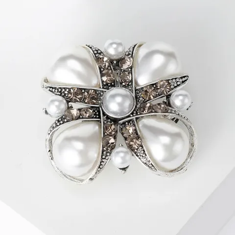 Lady Floral Alloy Women's Brooches