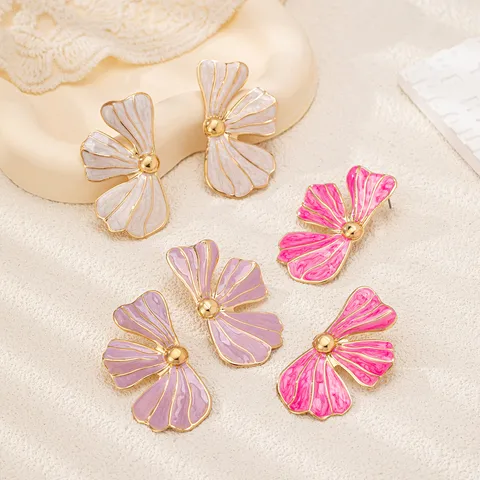 1 Pair Pastoral Simple Style Artistic Flower Alloy Stud Earrings