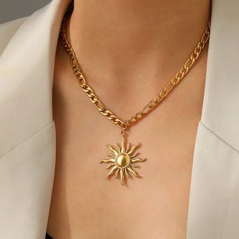 Wholesale Jewelry Elegant Sunflower 304 Stainless Steel 18K Gold Plated Pendant Necklace