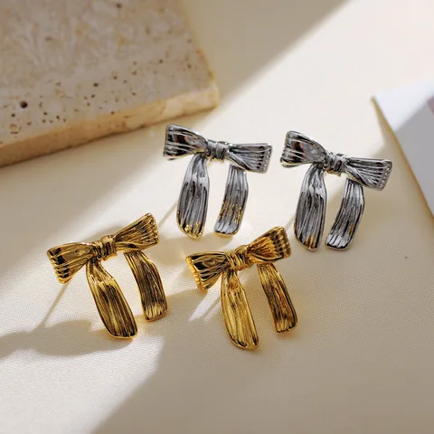 1 Pair Elegant Luxurious Classic Style Bow Knot 304 Stainless Steel 18K Gold Plated Ear Studs