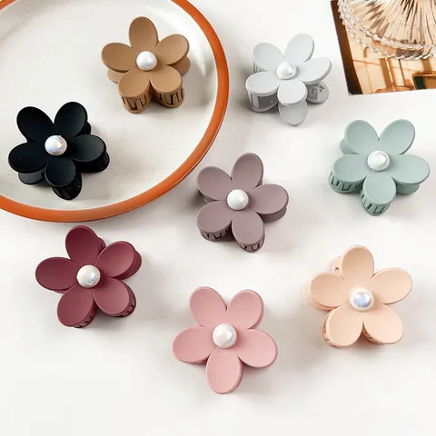 Women's Sweet Simple Style Flower Plastic Hair Claws