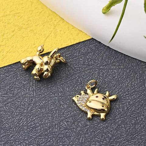 1 Pc/Package 15.5x15mm 15x13mm Hole 2~2.9mm Hole 3~3.9mm Copper Zircon 18K Gold Plated Halloween Pattern Cattle Polished Pendant