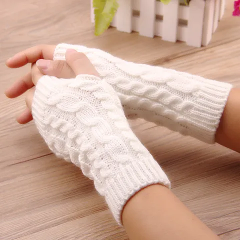 Korean Version Of Winter Women's Wool Half Finger Gloves Twist Knitted Warm Couples Riding Play Mobile Phone Fingerless Manufacturers Wholesale