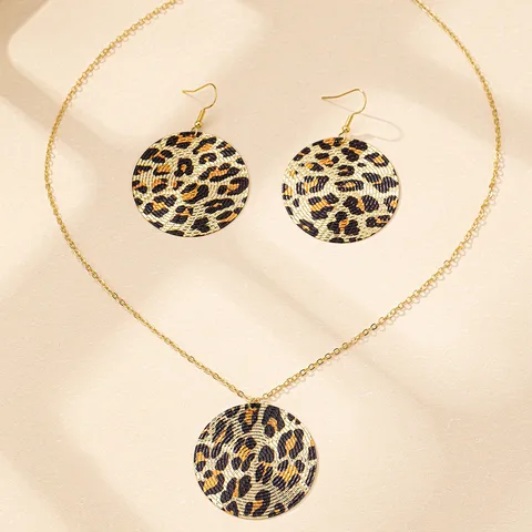 Elegant Retro Artistic Round Leopard Iron Women's Jewelry Set