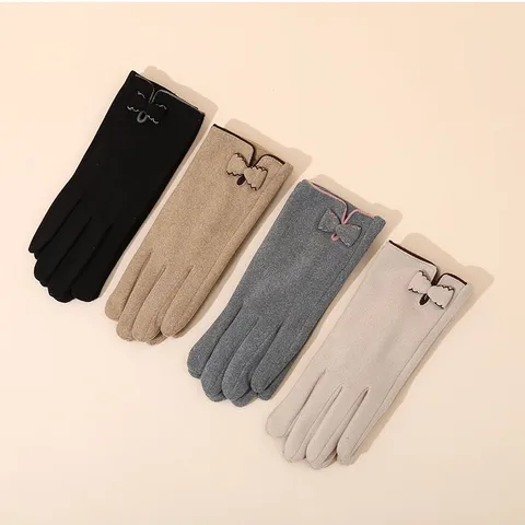 A Pair Of Velvet Windproof Fleece Thickened Non-Pilling Keep Warm And Cold Protection In Winter Gloves