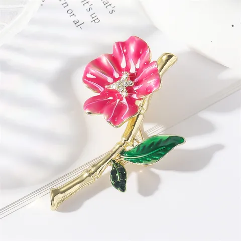 Glam Lady Shiny Flower Alloy Women's Brooches