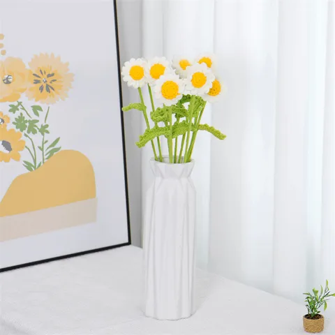 Pastoral Classic Style Daisy Yarn Knit Artificial Flowers