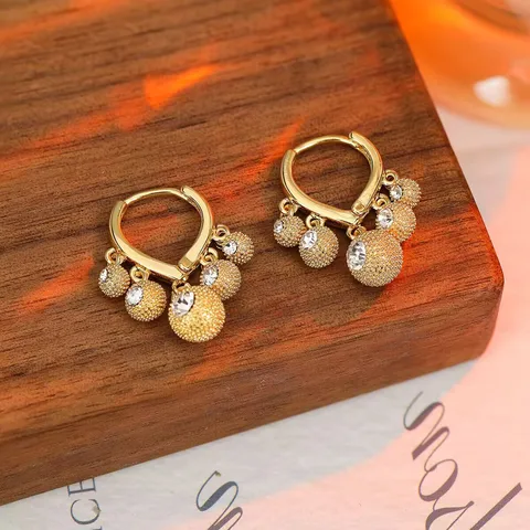 1 Pair Retro French Style Irregular Inlay Alloy Rhinestones Hoop Earrings