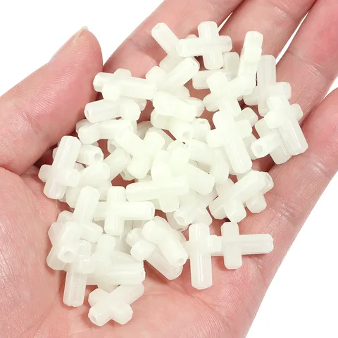 50 PCS/Package  Plastic Cross Beads