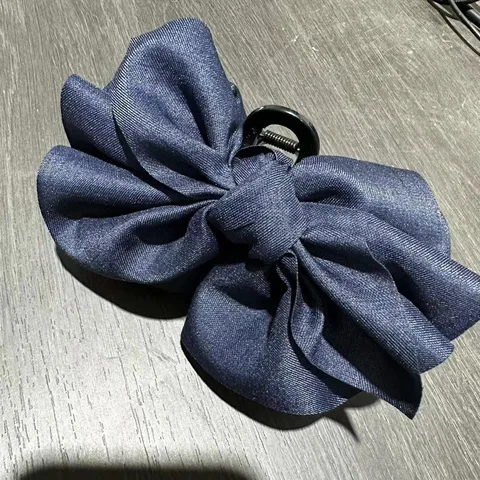 Women's Elegant Classic Style Commute Bow Knot Fabric Hair Claws