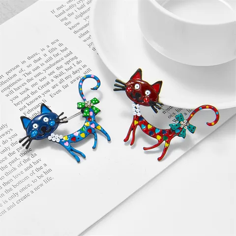 Cute Cat Alloy Enamel Inlay Rhinestones Pearl Women's Brooches