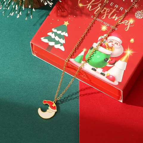 A Christmas 18K Real Gold Stainless Steel Cartoon Pendant Necklace Suitable For Women's Daily Holiday Wear Gift