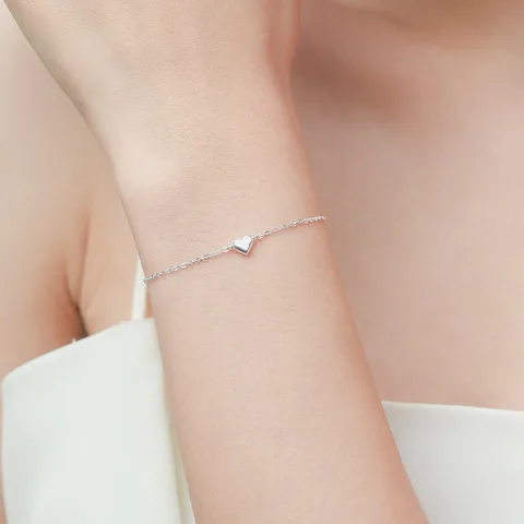 S925 Sterling Silver Simple All-Match Lovely Heart-Shaped Girl Bracelet Women's Minimalist Light Luxury Cross Chain Bracelet Wholesale Silver Jewelry