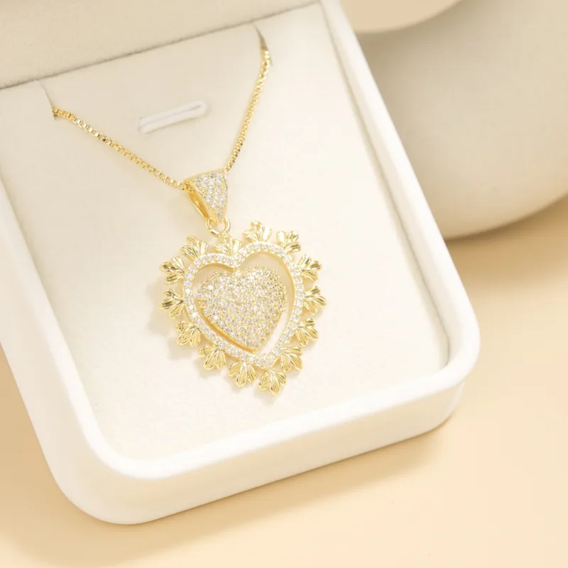 Copper 18K Gold Plated Inlay Heart Shape Zircon Pendant Necklace