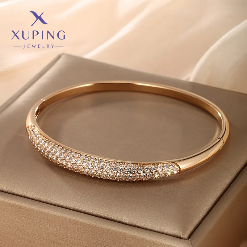 Elegant Xuping Simple Style Round Alloy Plating Inlay Artificial Diamond 18k Gold Plated Women's Bangle