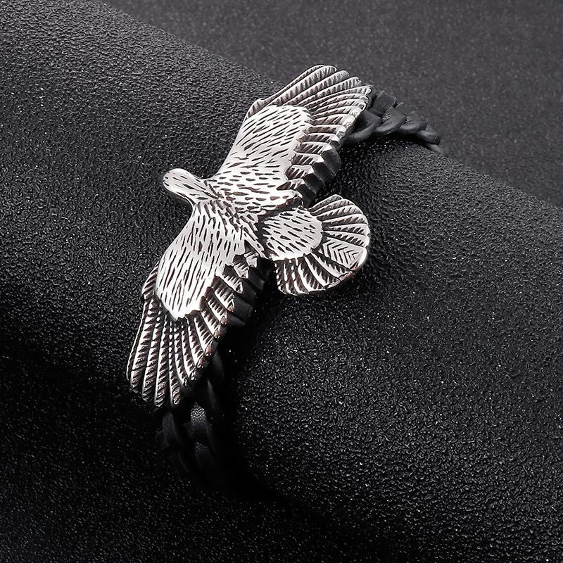 Hip-hop Punk Eagle Titanium Steel Enamel Plating Men's Bracelets display picture 5