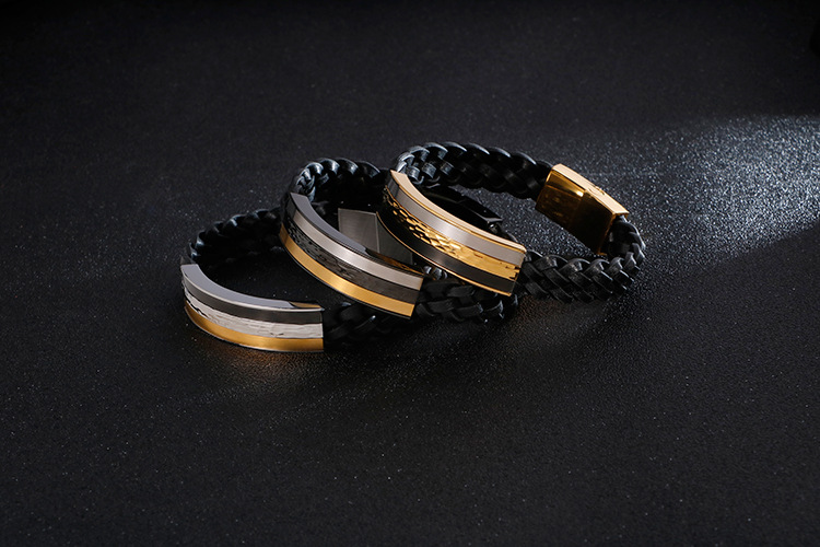 Punk Streetwear Geometric Titanium Steel Plating Men's Bangle display picture 2