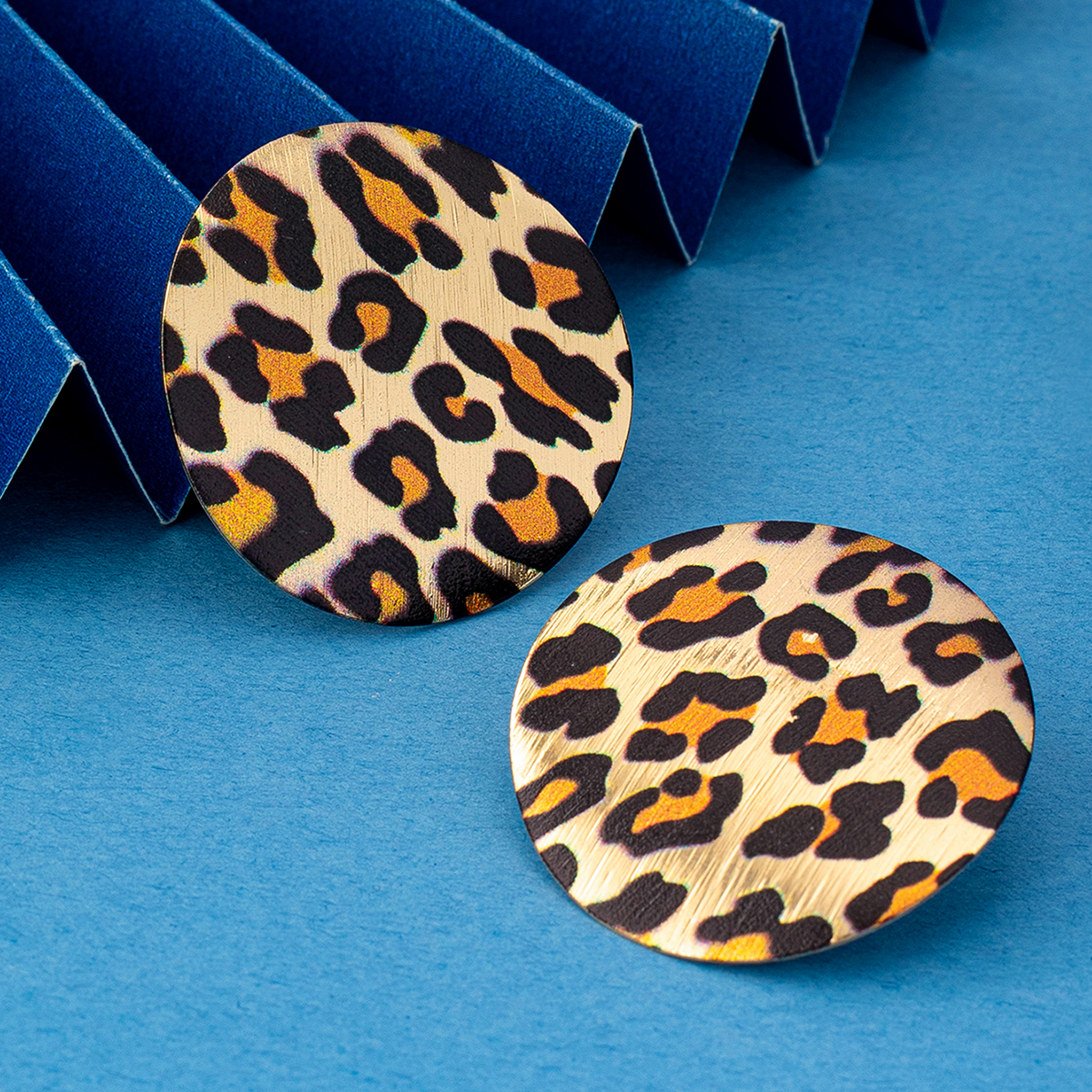 1 Pair IG Style Retro Classic Style Leopard Alloy Ear Studs display picture 3