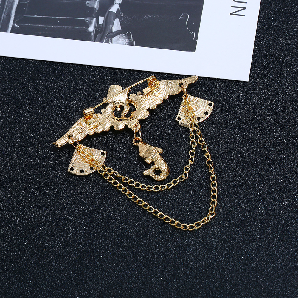 Casual Simple Style Streetwear Heart Shape Alloy Plating Women's Brooches display picture 3