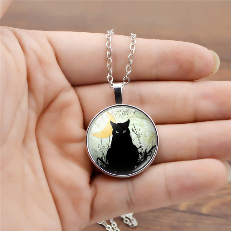 Black Cat Luminous Necklace Women Jewelry Luminous Crystal Glass Pendant Necklace  Creative Small Gift Wholesale display picture 1