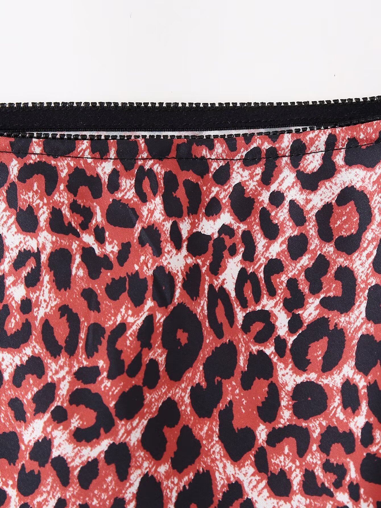 Women's Clothing Wholesale Women's Animal Print Silk Satin Texture Skirt display picture 5