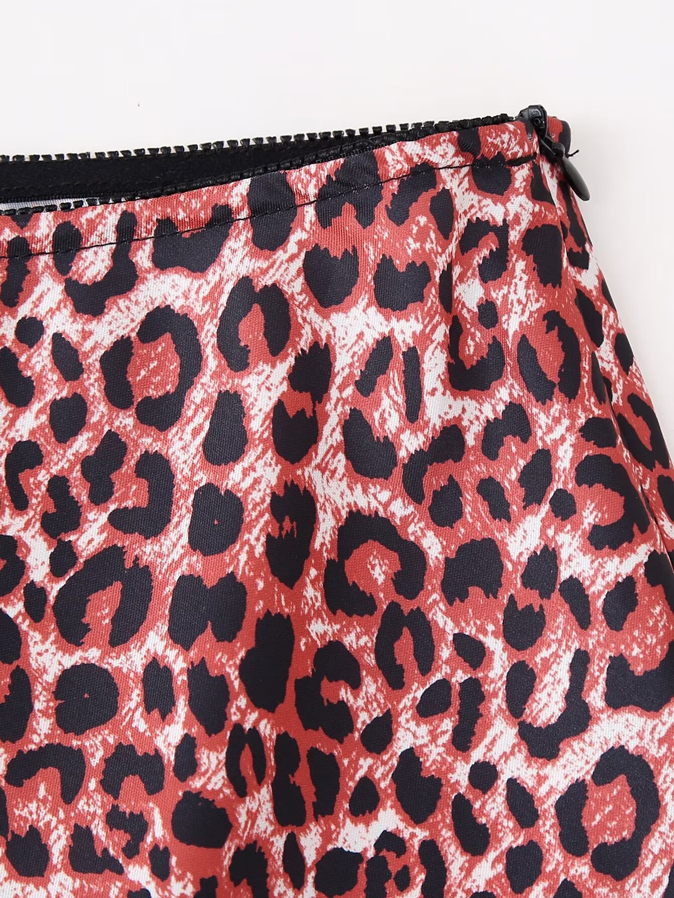 Women's Clothing Wholesale Women's Animal Print Silk Satin Texture Skirt display picture 6