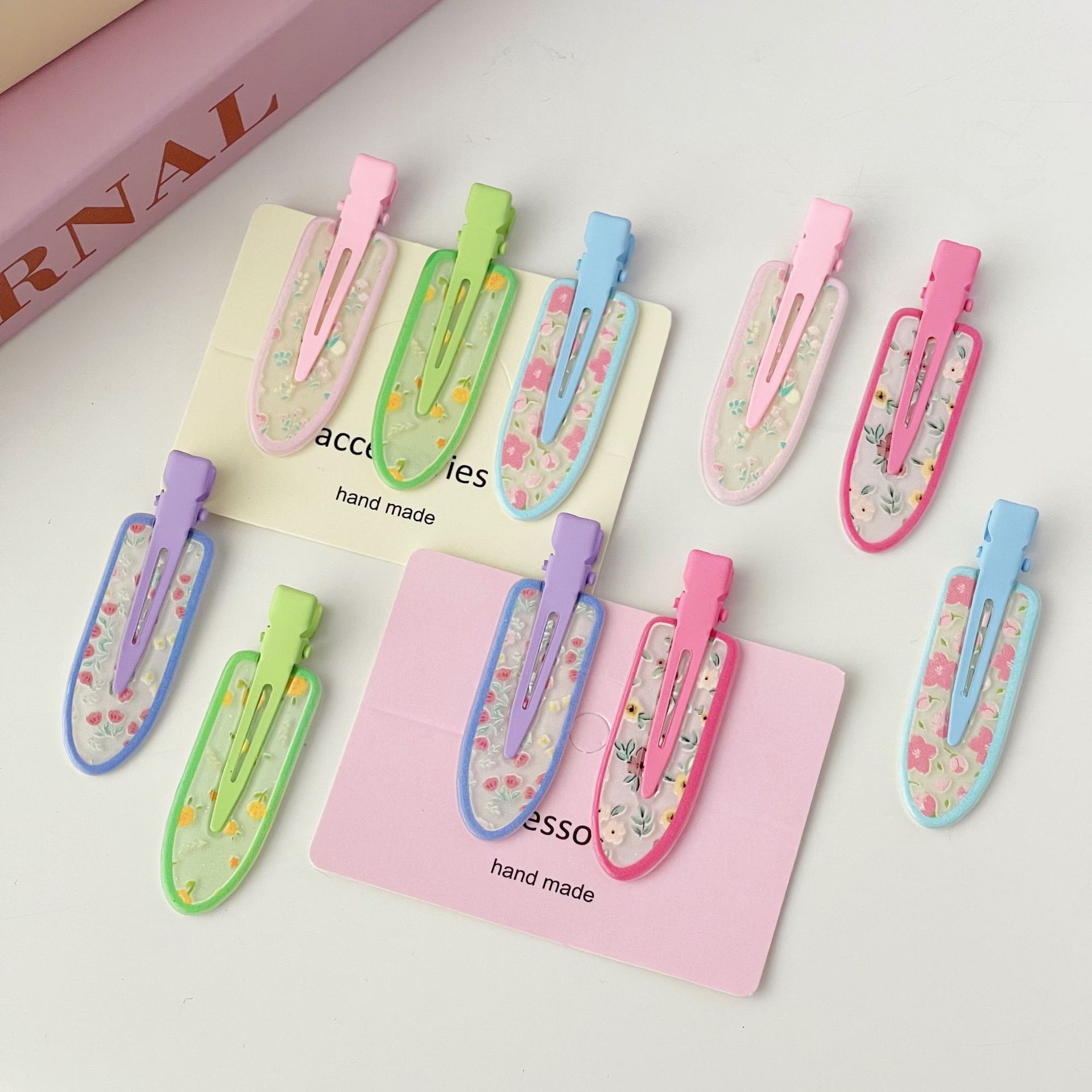 Cute Jelly Seamless Hairpin Women's Bangs Side Shattered Hairpin Cosmetic Clip  Hairpin Sweet One-word Clip Headwear display picture 5